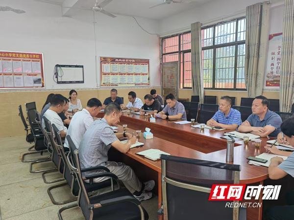 金风资本 金洞：曾海波赴凤凰乡中心小学开展调研活动